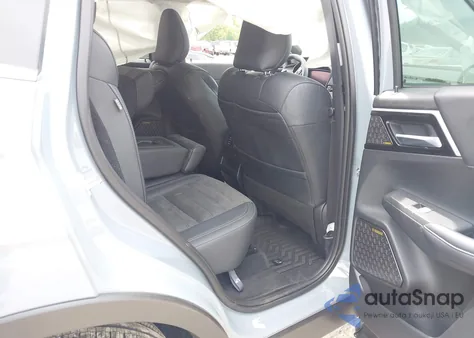 2025 Mitsubishi Outlander Se 2.5 S-Awc из США, поврежденный, VIN JA4J4VA81SZ025170